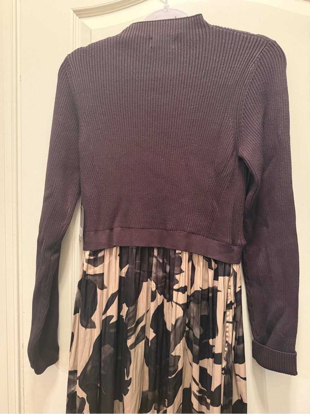Simply Vera Vera Wang Beige Maxi Skirt Dress with Black Floral Print - Picture 7 of 10